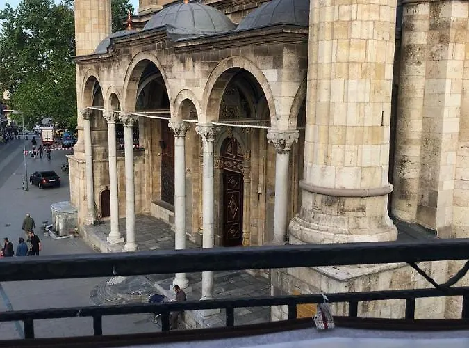 Eser ベッド・アンド・ブレックファスト